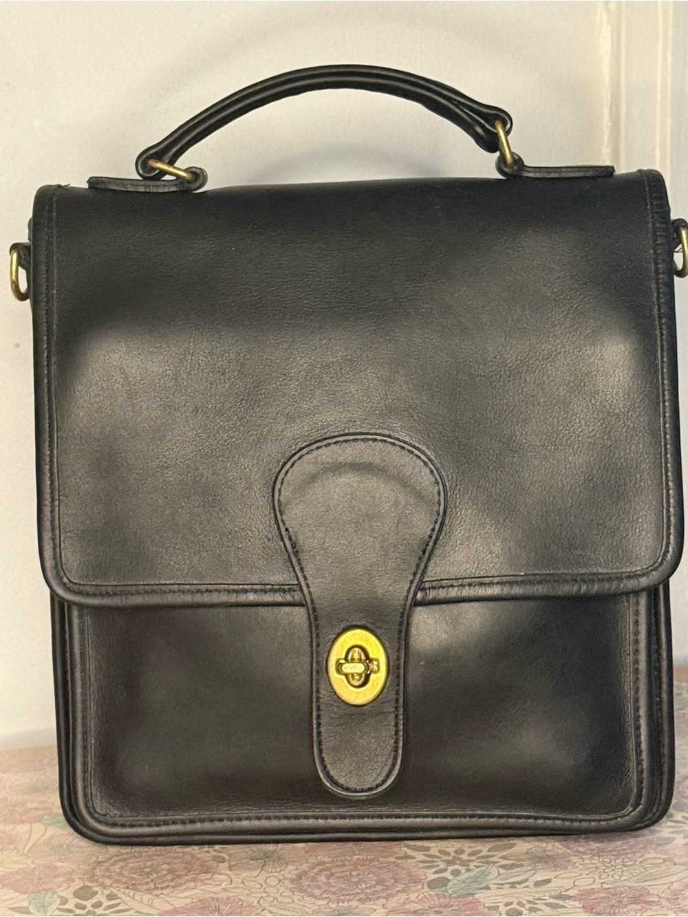 Vintage Coach Station bag- style 5130 1987-1989